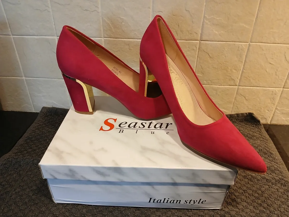 Hot pink high heels Seastar Blue - Image 1