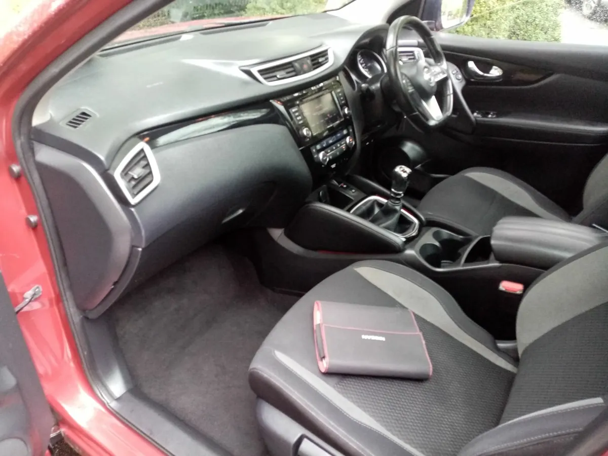 Nissan Qashqai 2019 (Low kms) - Image 2
