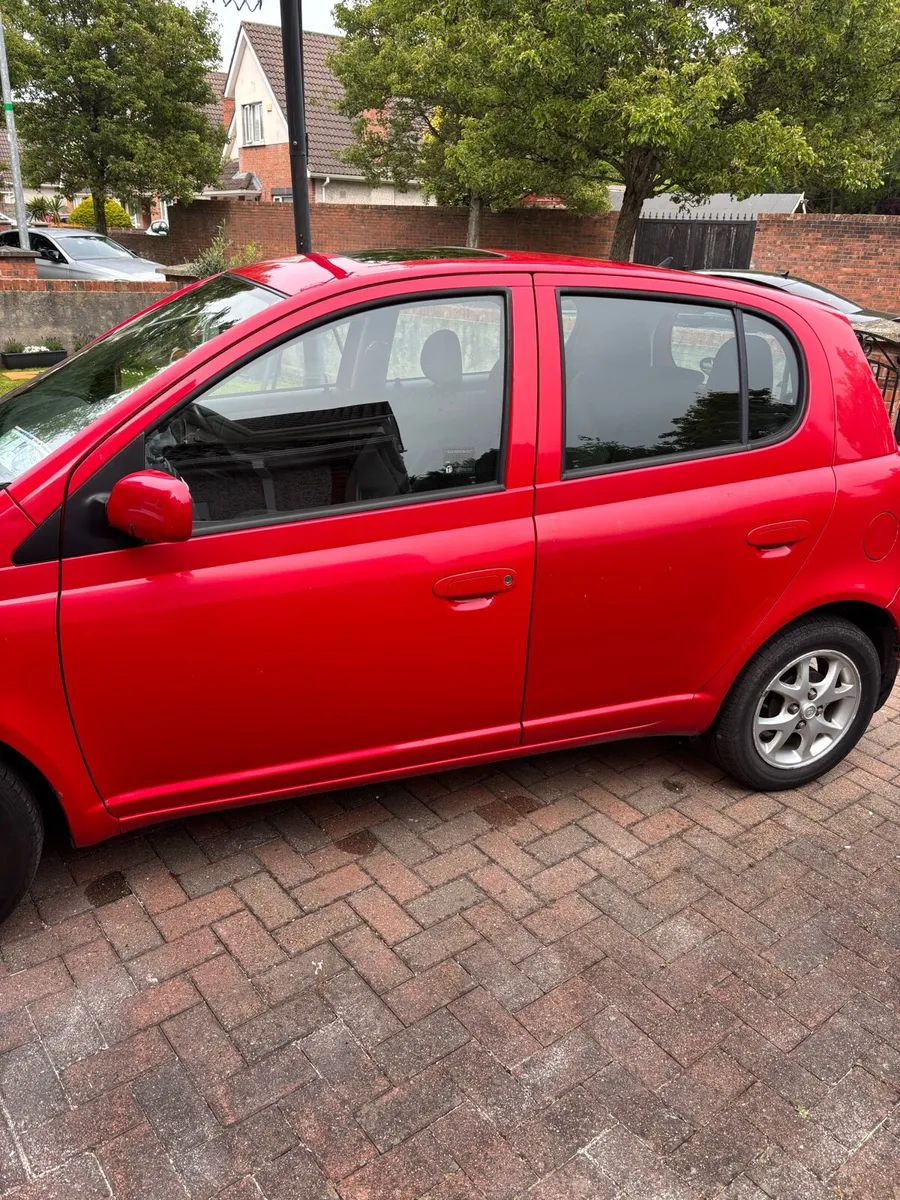 2005 Toyota Yaris VVT-I *FULLY TAXED AND NCT* - Image 3