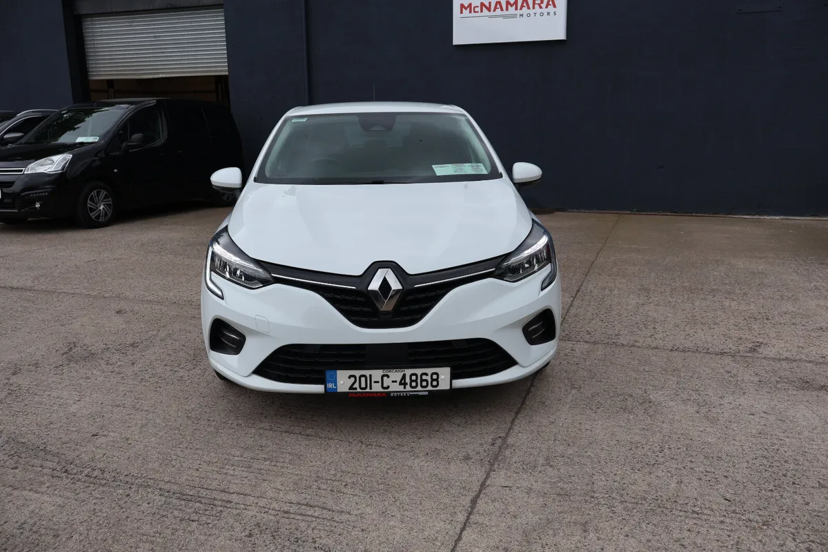 Renault Clio Dynamique 1 Owner Low Km 24 Month NCT - Image 4