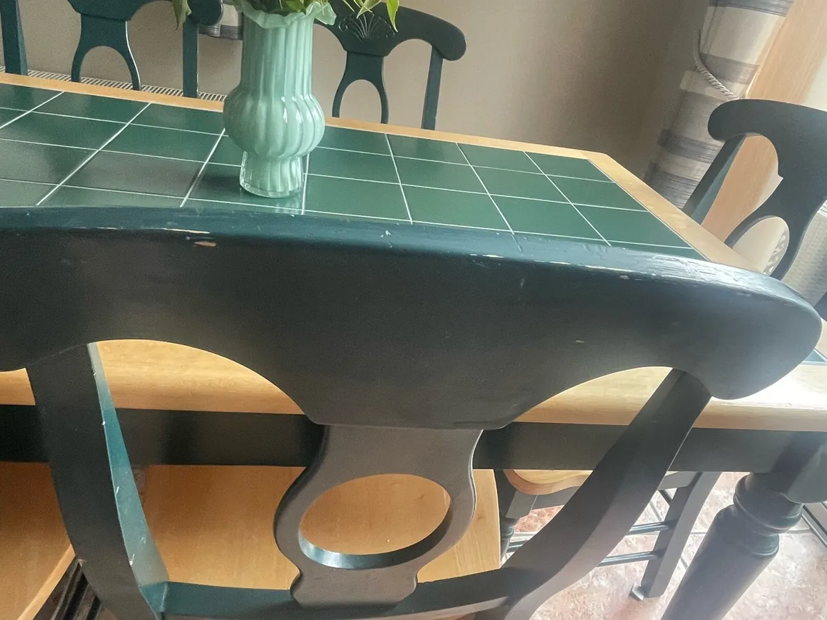 Dining table and chairs - Image 4