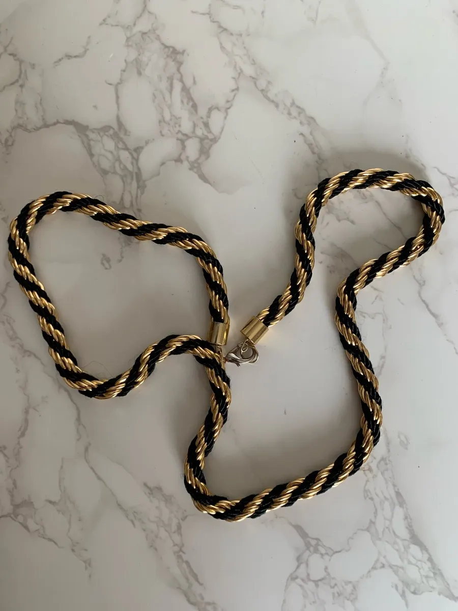 Jewellery - Image 1