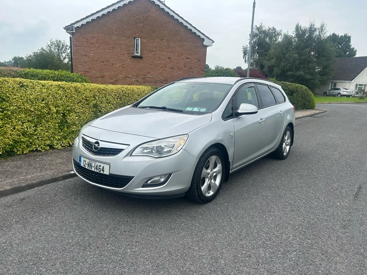 Opel Astra estate 1.7 diesel (NCTd 01/26 & taxed 0 - Image 4