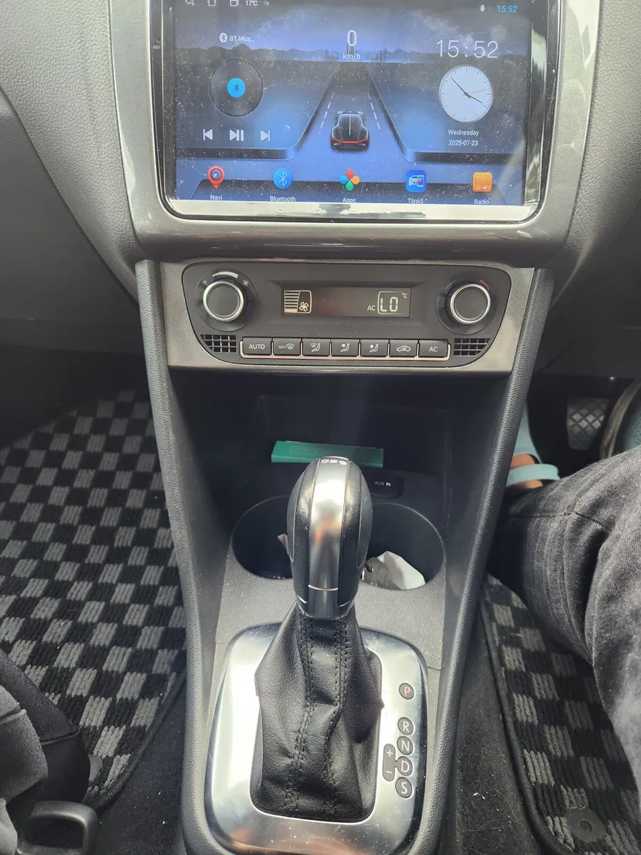 VW POLO - Image 4