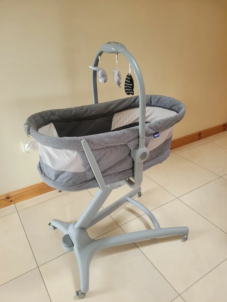 Chicco Hug 4 in 1 - Image 2