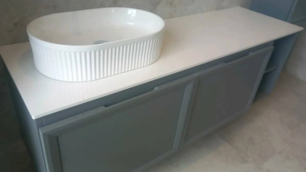 Retirement Sale,  bathroom showroom clearance - Image 2