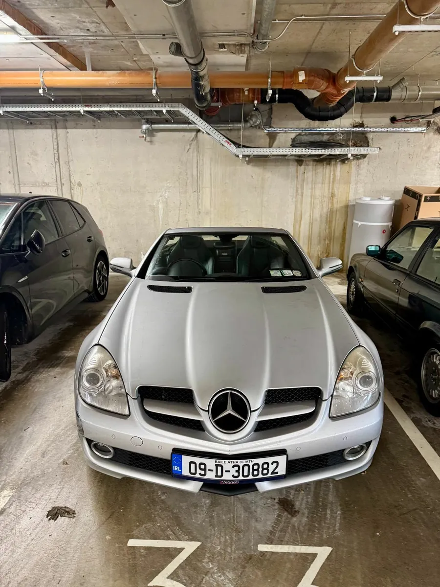 Mercedes-Benz SLK 2009 - Image 1