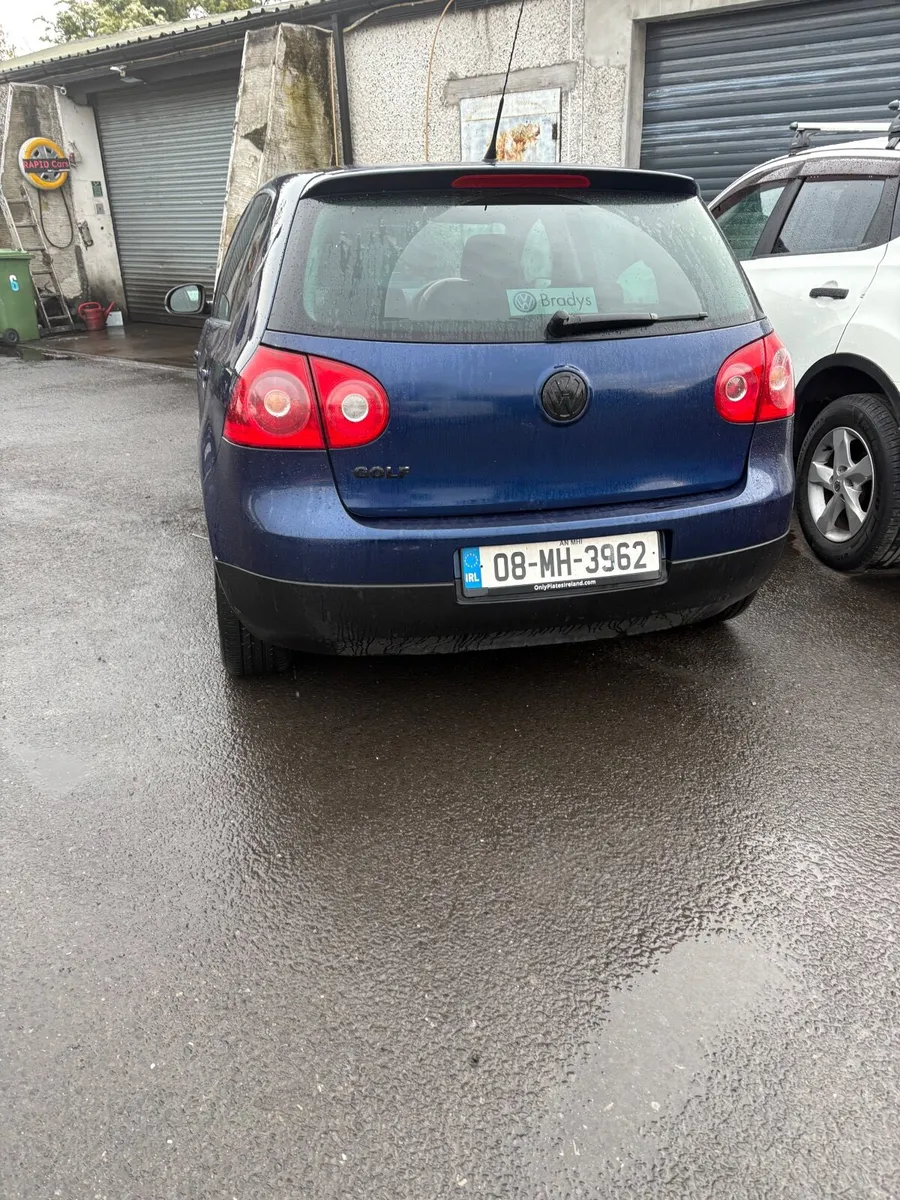 Volkswagen Golf 2008 - Image 2