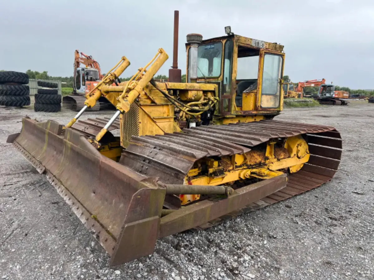 1979 Caterpillar D4D Dozer For Auction - Image 3
