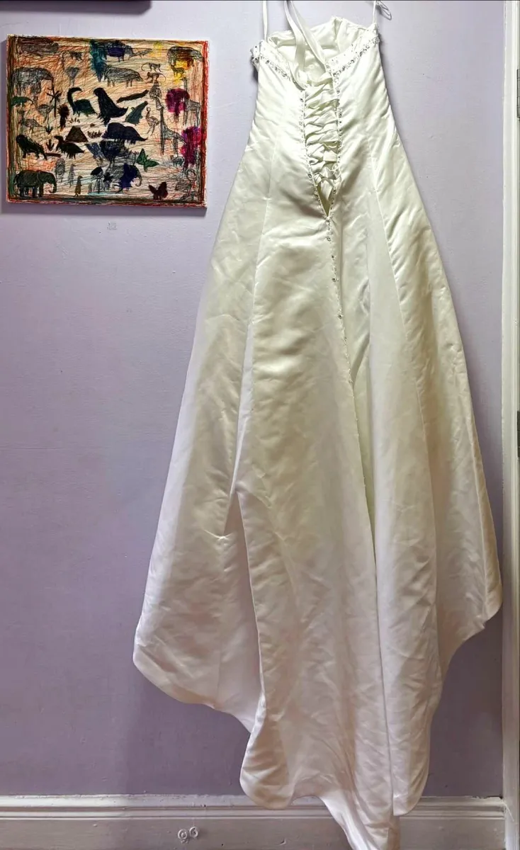 wedding dress - Image 1