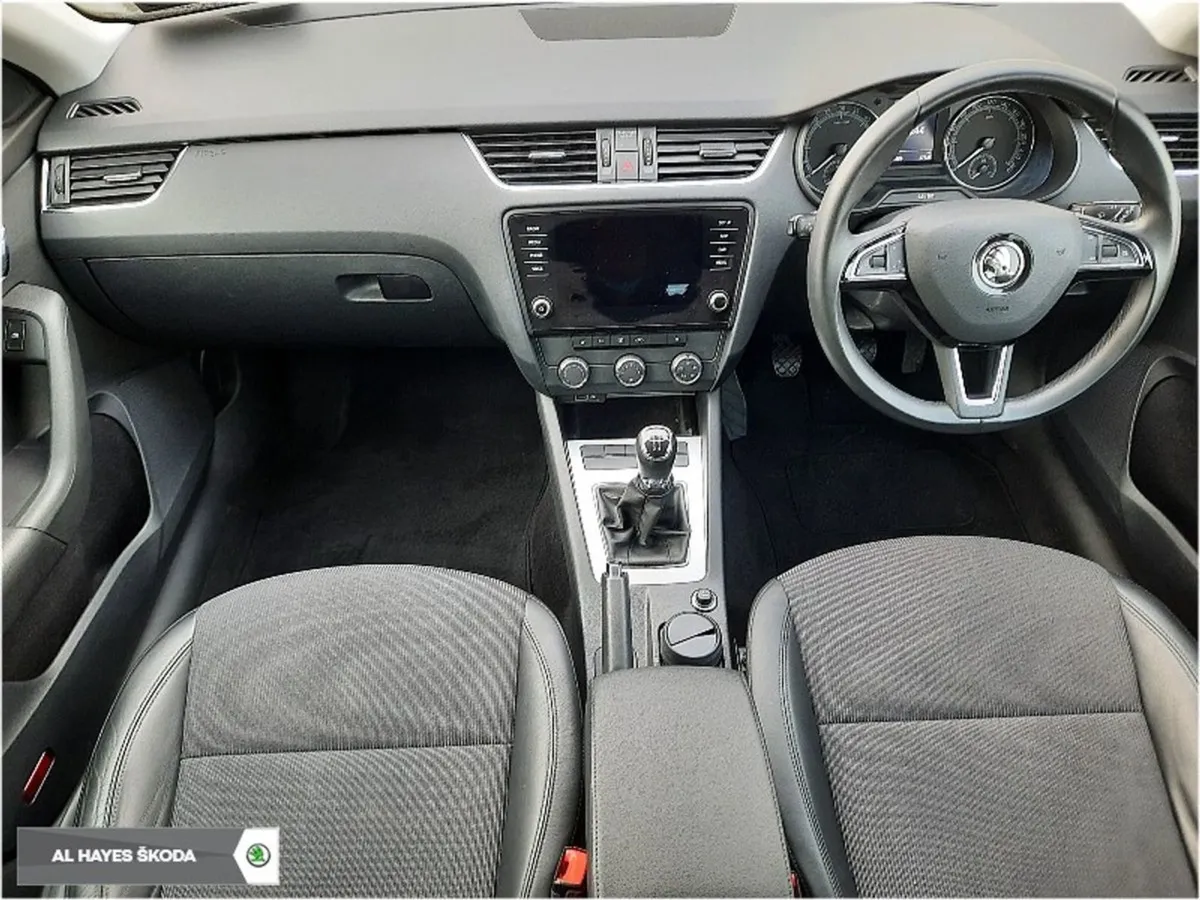 Skoda Octavia  soleil Model 1.6tdi 115HP - Image 2