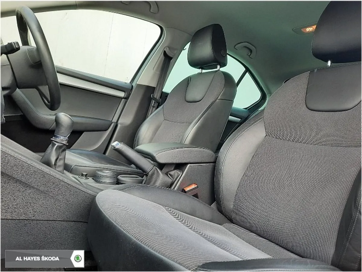 Skoda Octavia  soleil Model 1.6tdi 115HP - Image 4