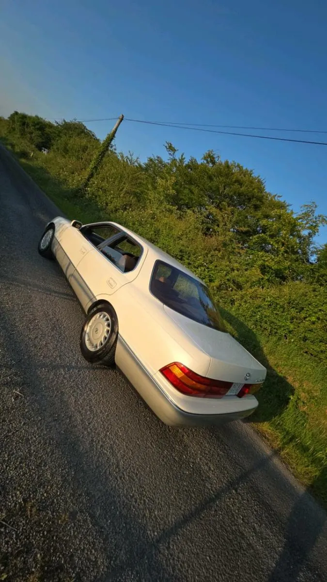 toyota celsior - Image 4