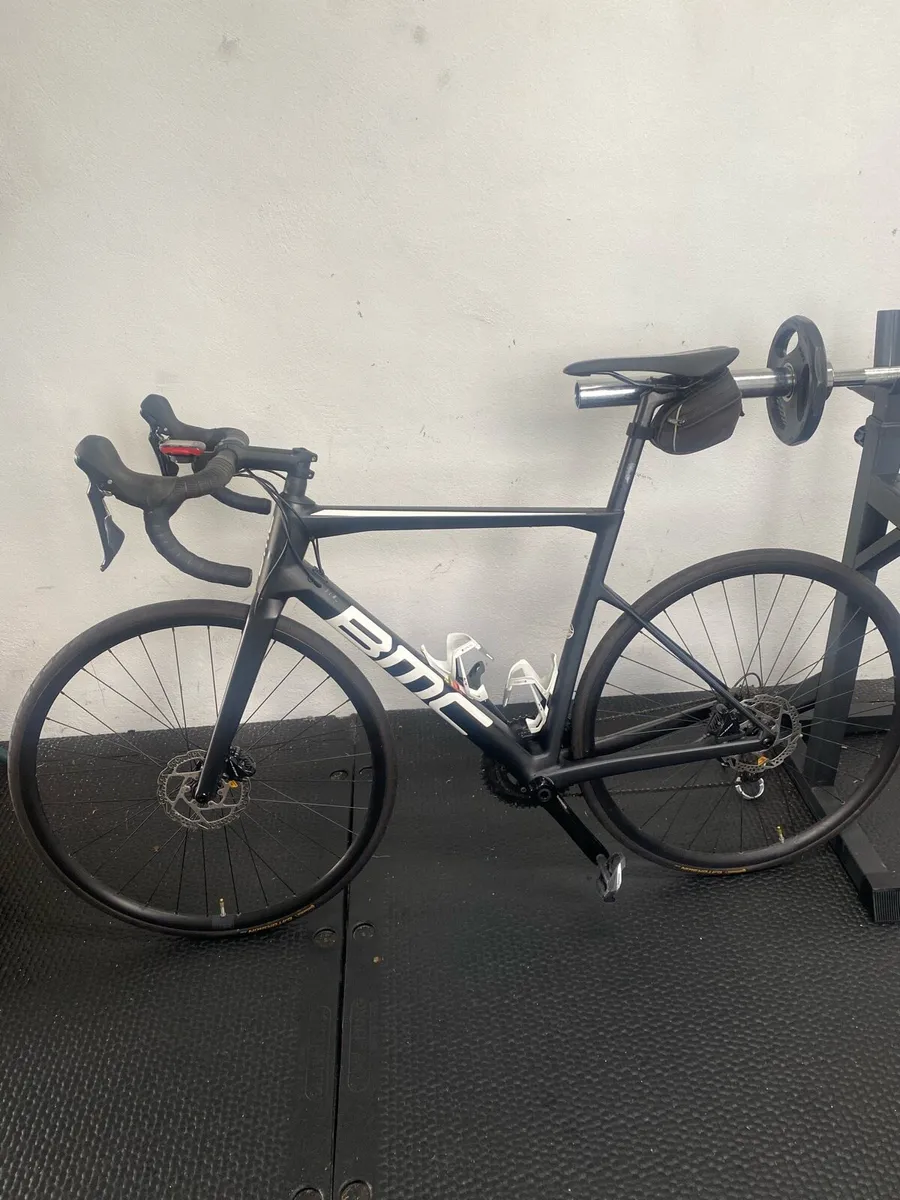 Road bike - Image 1