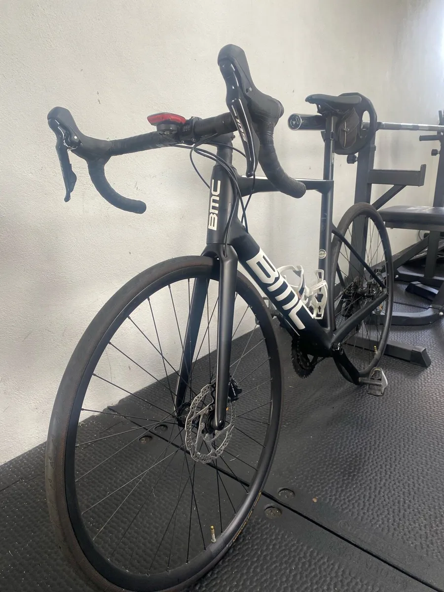 Road bike - Image 2