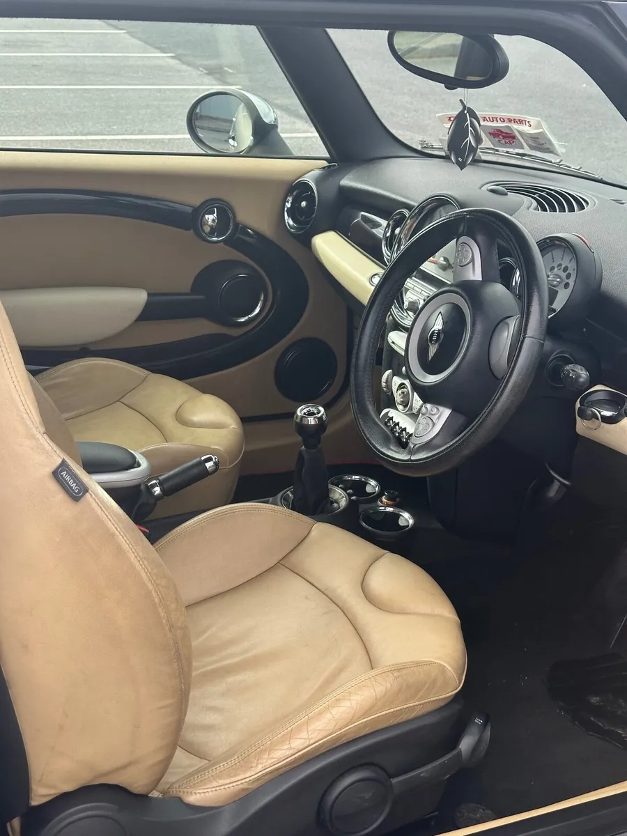 Mini Cooper 2008 - Image 2