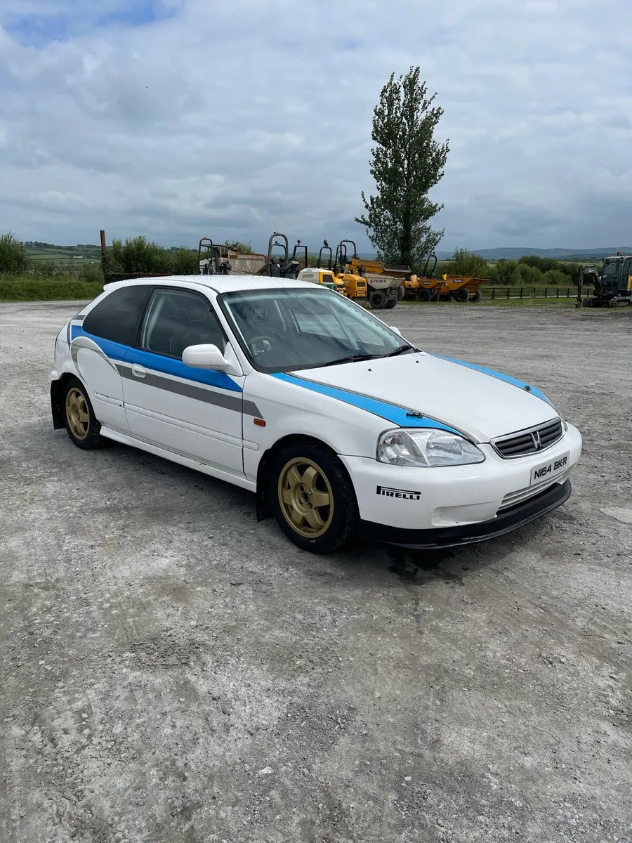 Honda civic Ek 1600 - Image 1