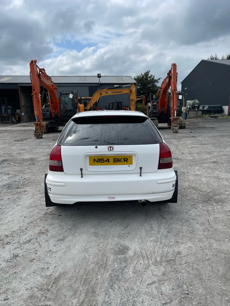 Honda civic Ek 1600 - Image 4