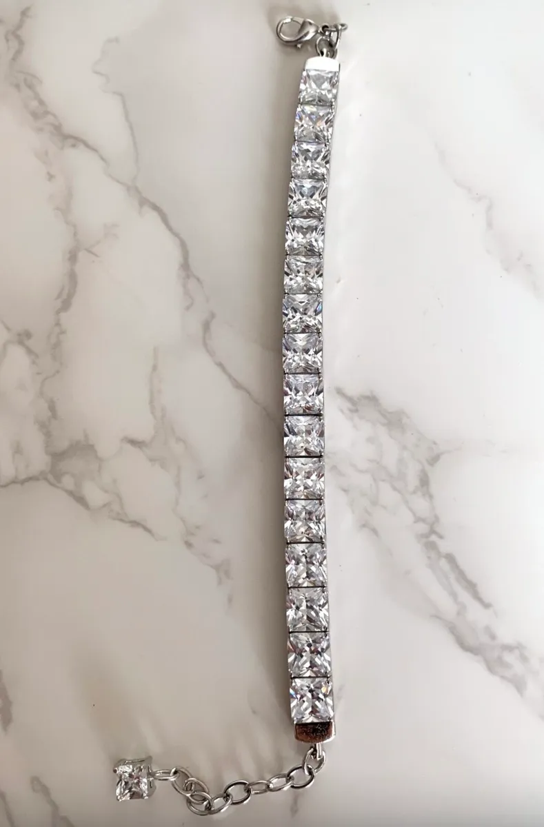 Jewellery - Image 3