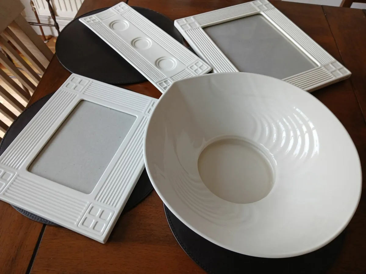 Belleek china - Image 1