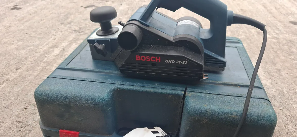 Bosch GHO Electric Planer - Image 4