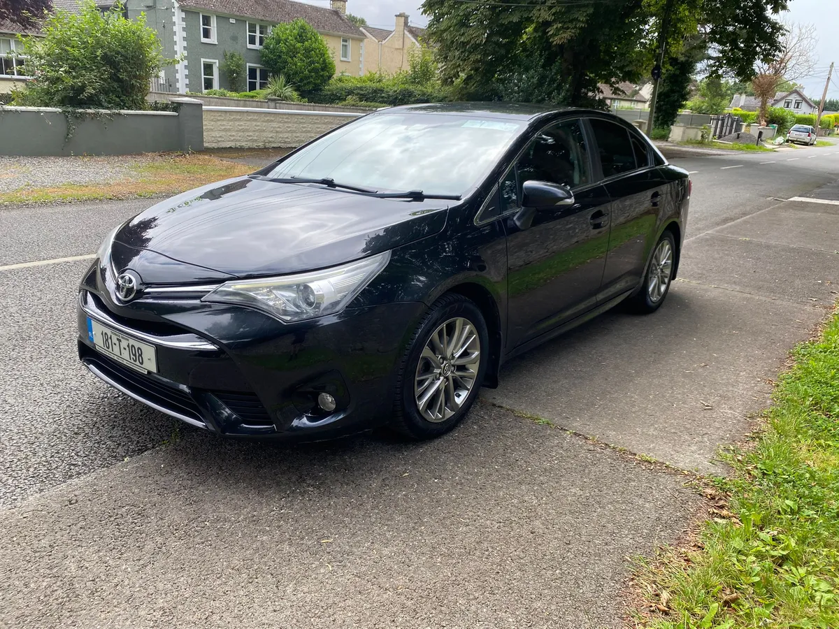 TOYOTA AVENSIS 1.6 D-4D LUNA - Image 3