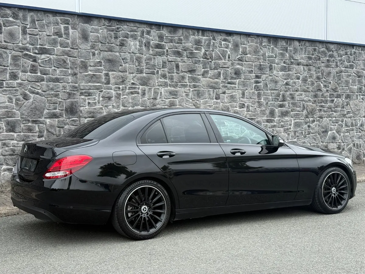 2017 Mercedes Benz C-Class C220D Executive ED Aut - Image 3