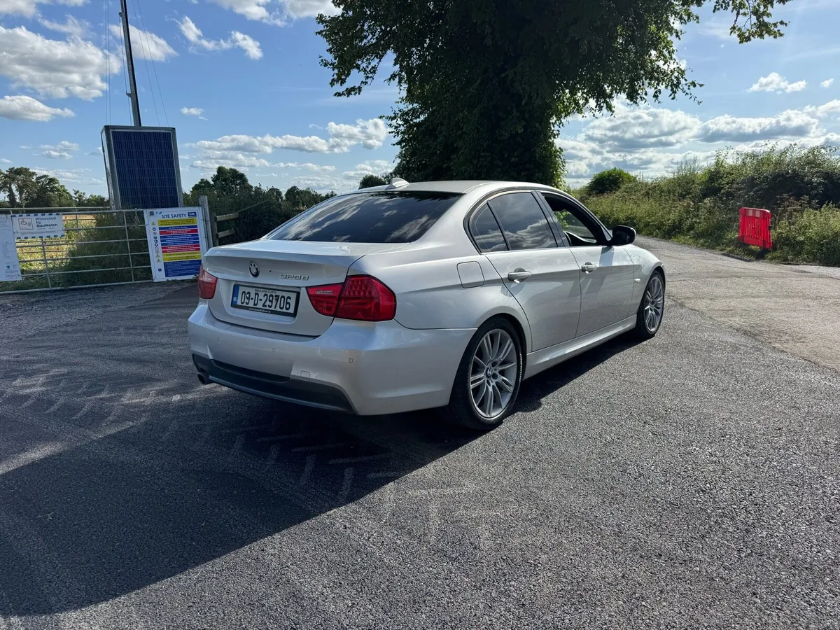 Bmw 320D Msport 2009 - Image 3