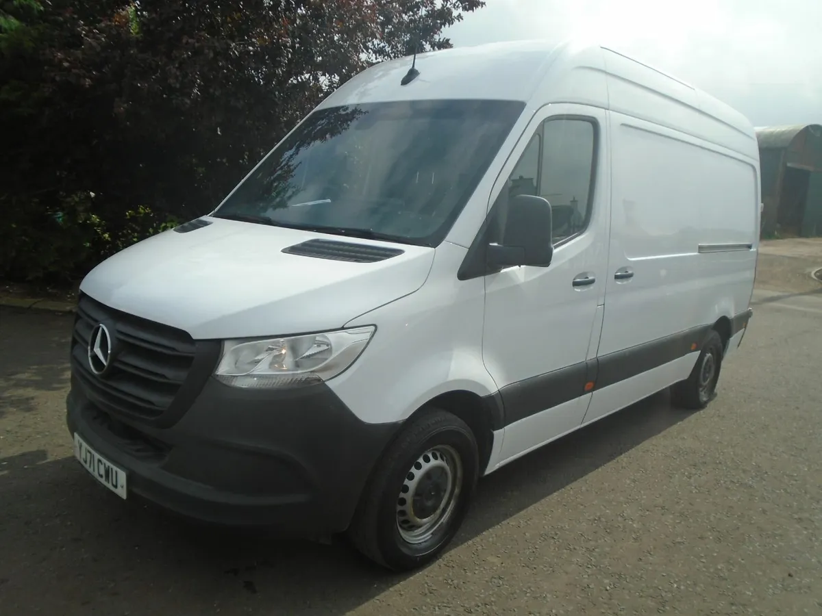 2021 Mercedes-Benz Sprinter 314CDI MWB HR 3.5TON T - Image 3