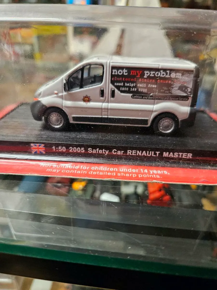 Corgi Del Prado Renault Van 1.50 - Image 2