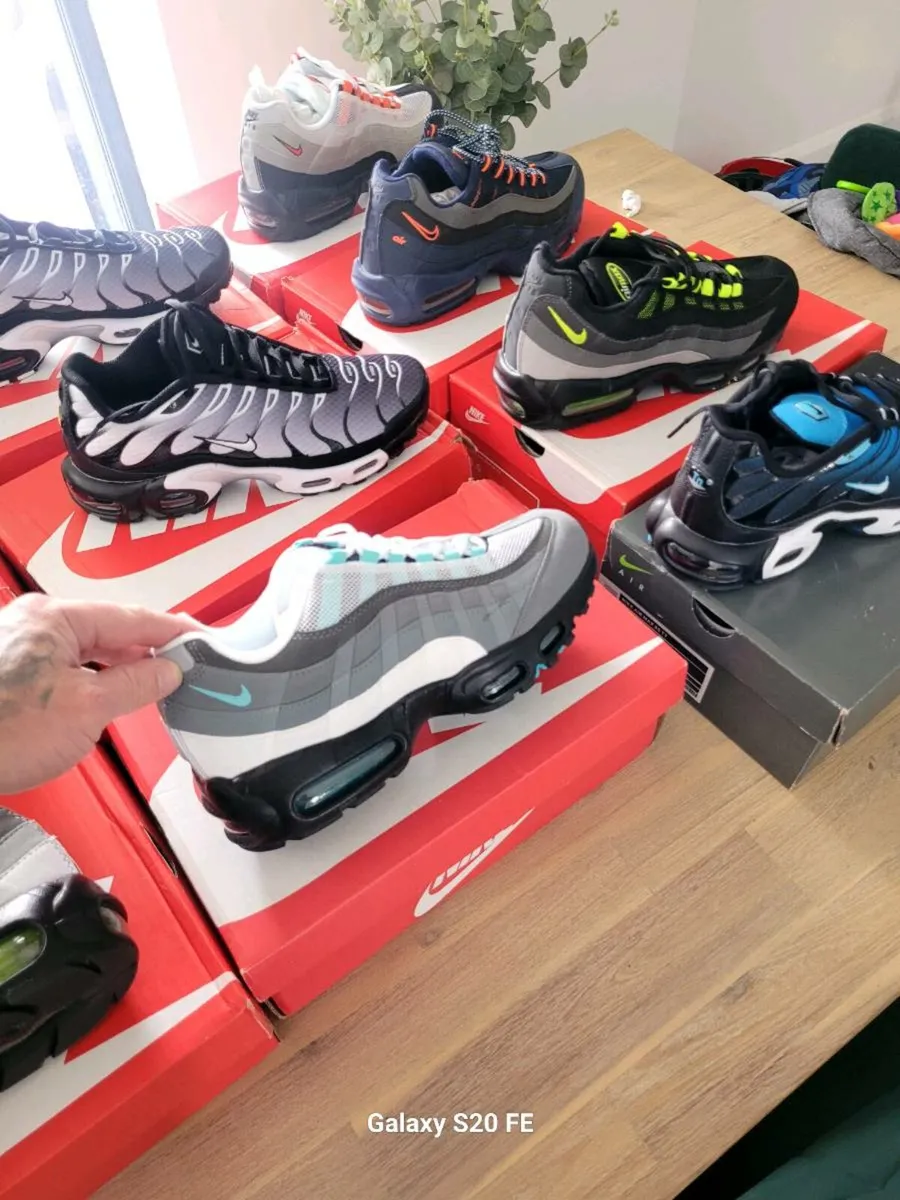 Nike runners - Image 3