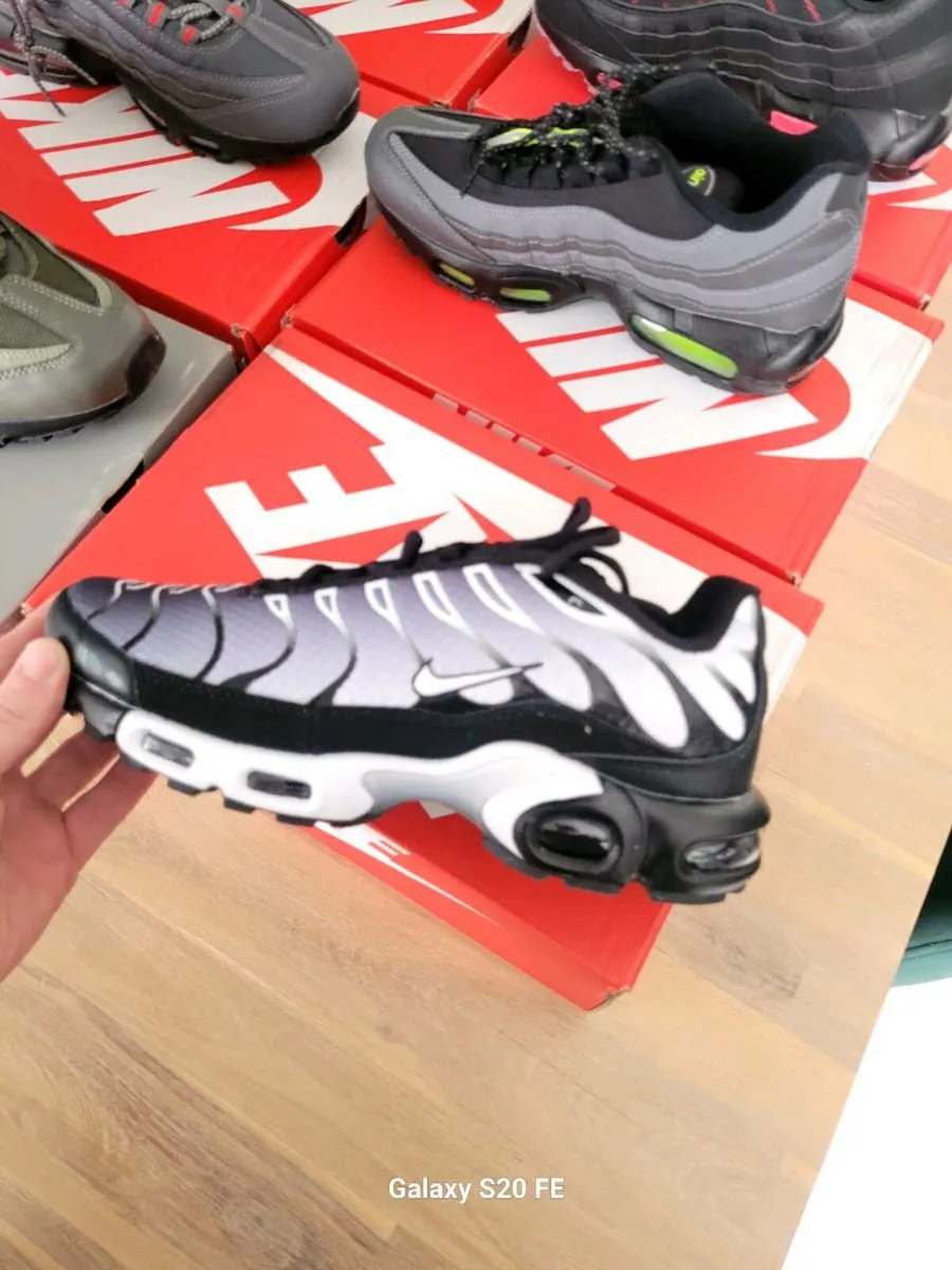 Nike runners - Image 4