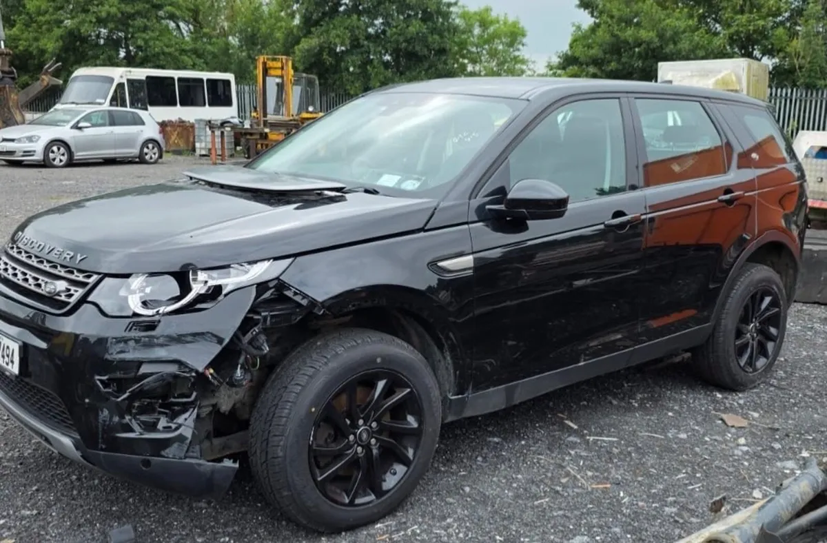 Discovery 7seater auto driving - Image 3