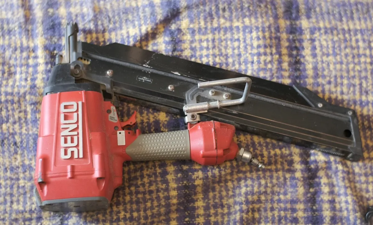 Senco FramePro 325FRHXP Pneumatic Framing Nailer - Image 1