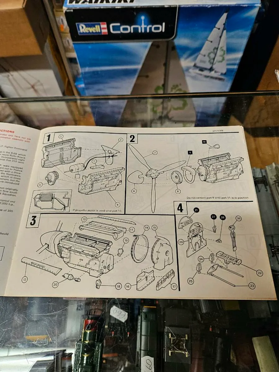 Vintage Airfix Manual for Spitfire 1:24 Kit - Image 3
