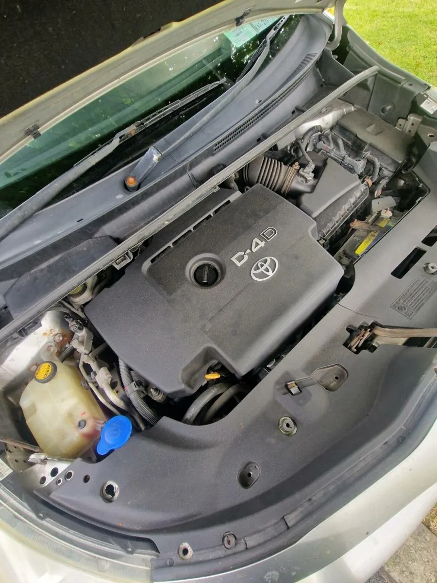 Toyota verso - Image 2