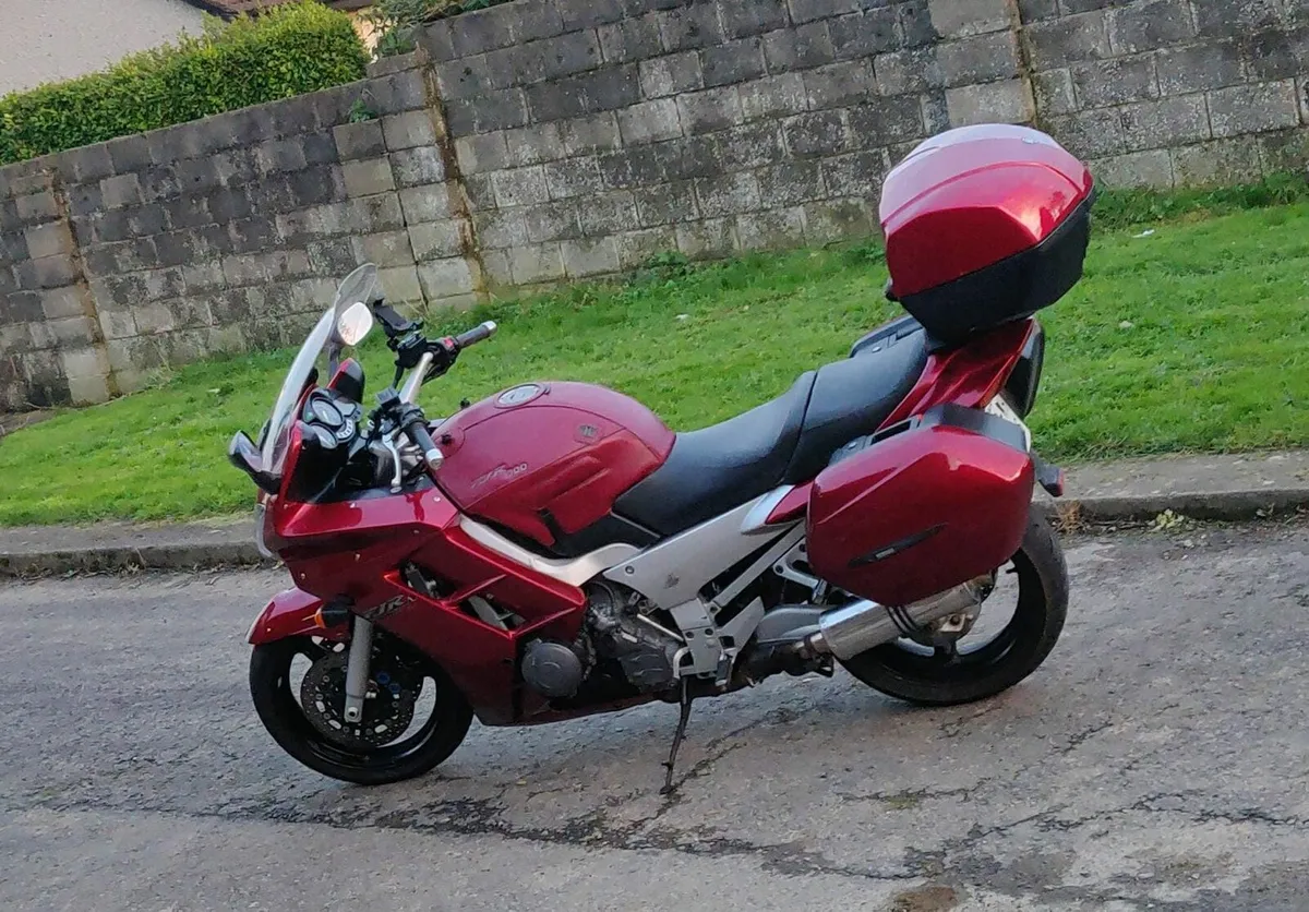 Yamaha FJR 1300 - Image 3