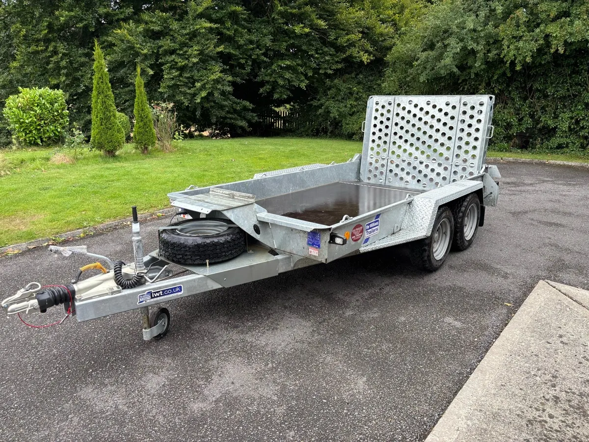 Ifor Williams plant trailer - Image 1
