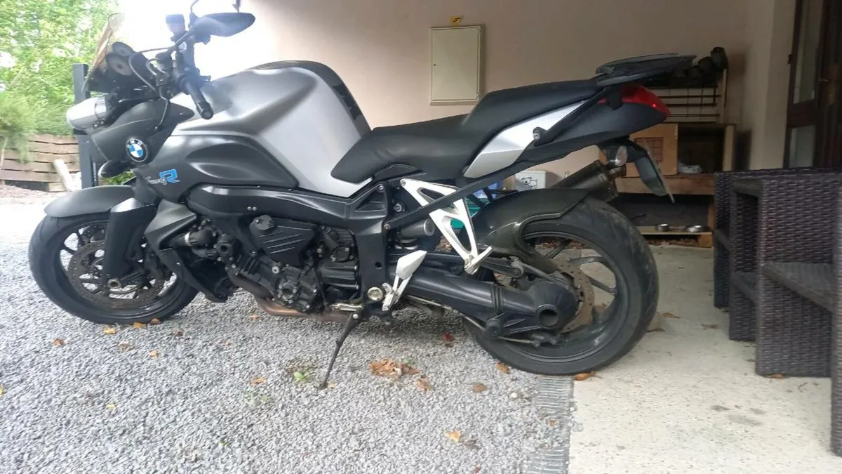 Motorcycle - Image 2
