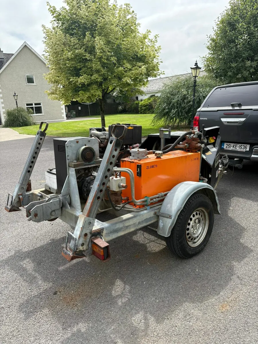diesel clydesdale cable  winch - Image 3