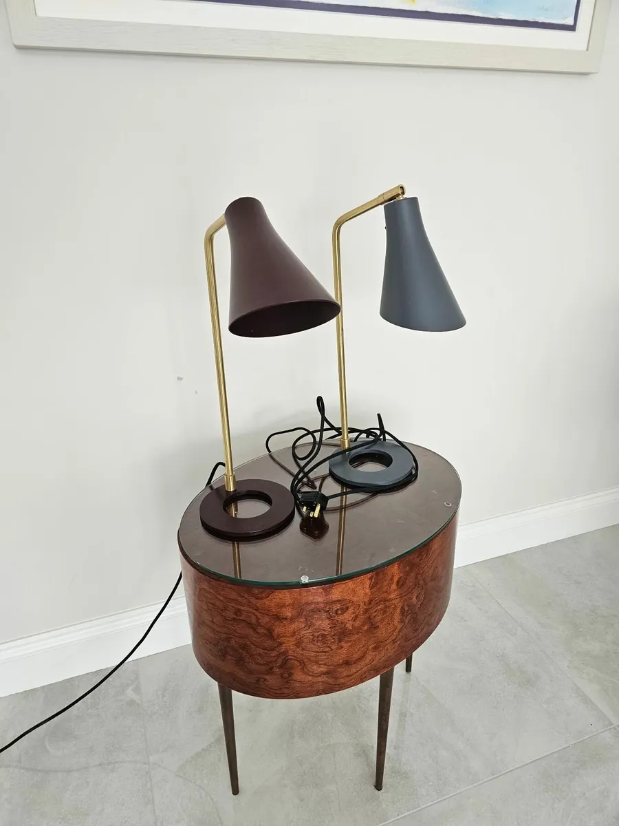 Bedside lamps & table - Image 1