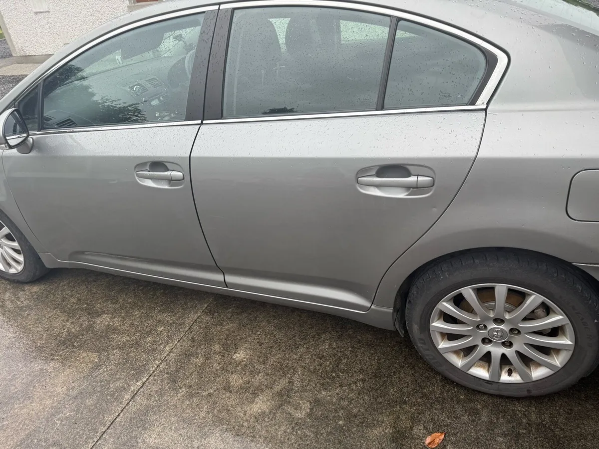 Toyota Avensis 2.0D-4D Aura - Image 2