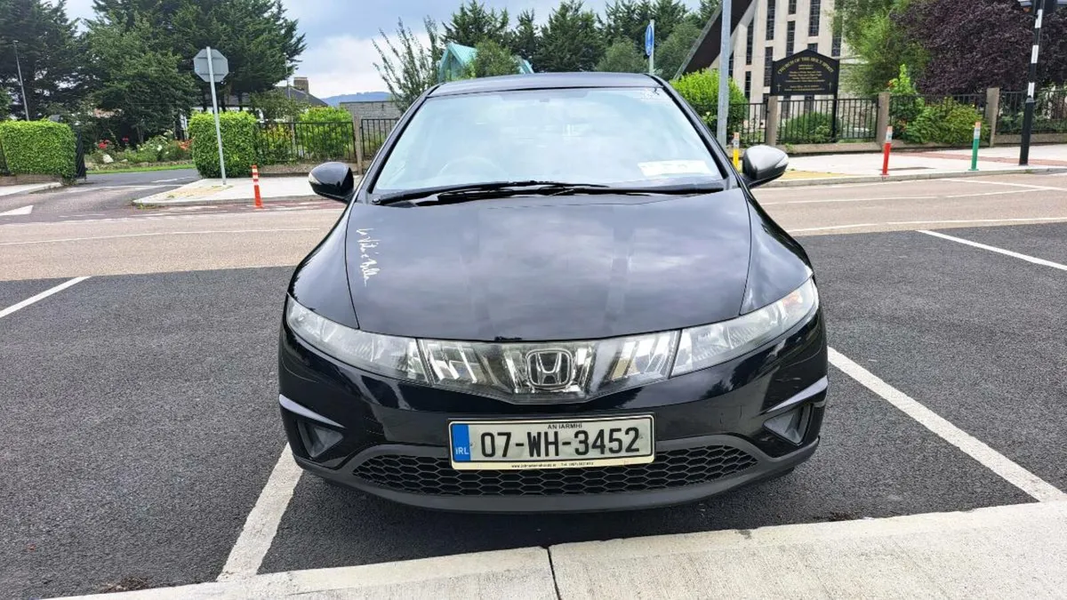 Honda civic 1.3 petrol New nct tax low milage - Image 3