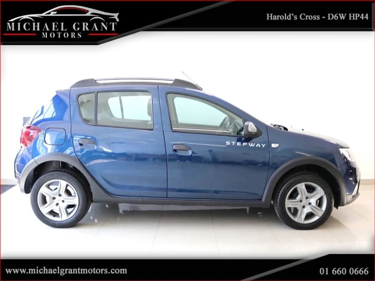 Dacia Sandero Stepway 1.0 Petrol TCe 90 Signature - Image 4