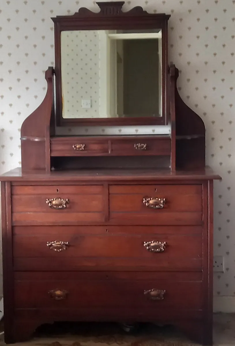 Vintage Bedroom Dressing Table - Image 2