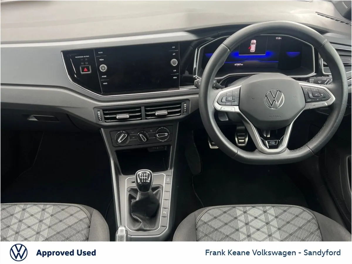 Volkswagen Taigo  r-line  1.0 TSI 110HP Manual  f - Image 2