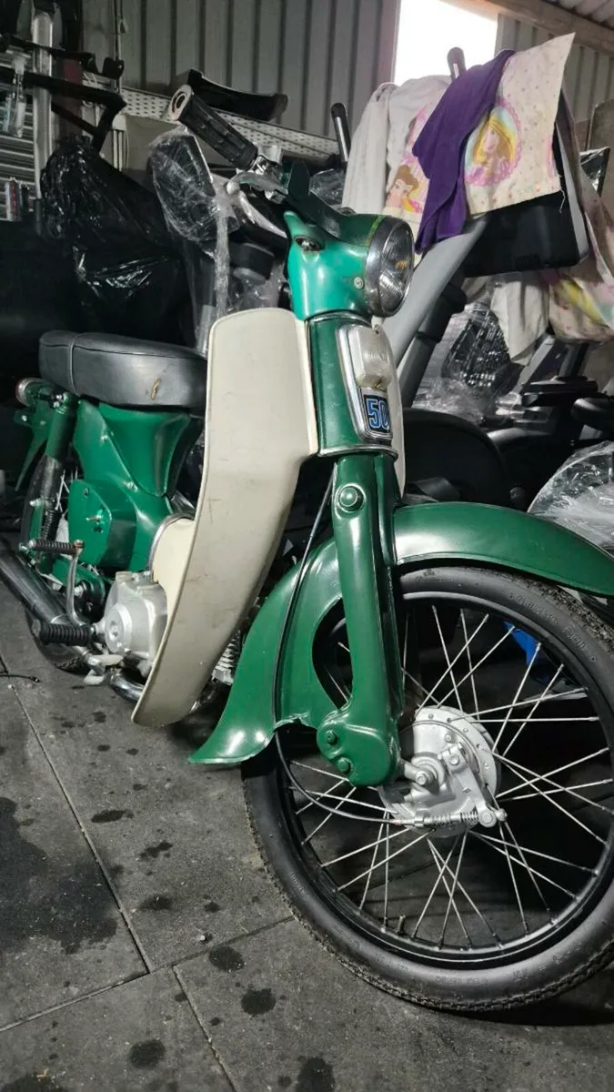 1970 HONDA 50 C IN RARE ORIGINAL GREEN HISTORIC - Image 2