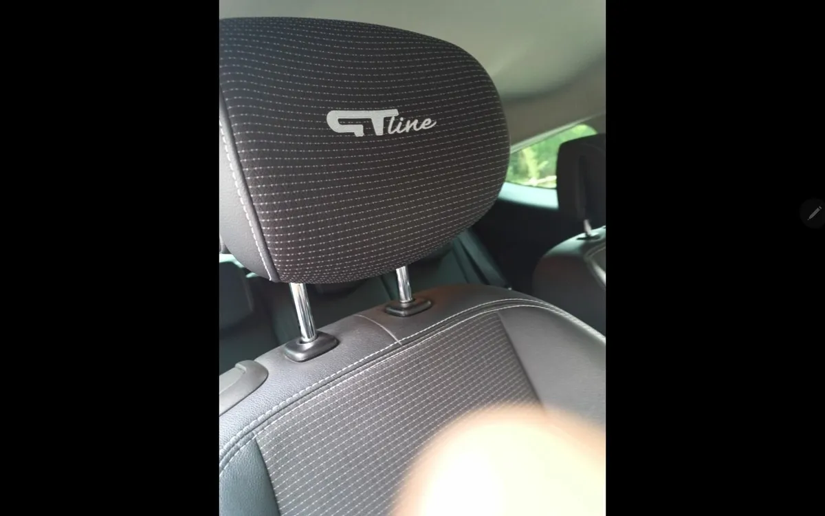 Renault Megane GT Line Diesel Auto Low Milage - Image 4