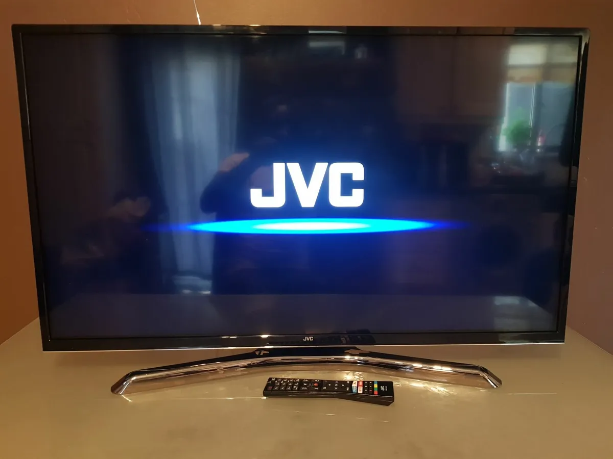 43" JVC 4K Ultra HD HDR Freeview Play Smart LED TV - Image 2