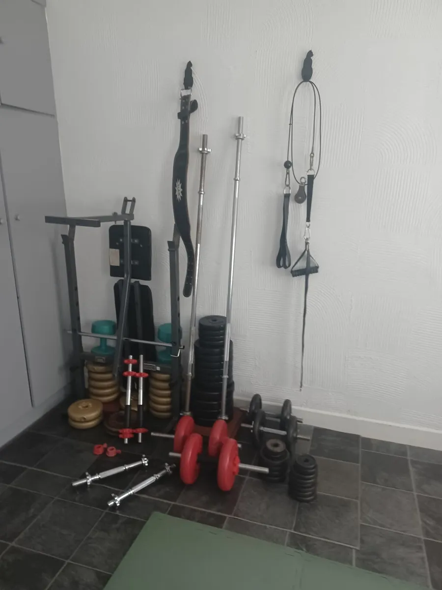 Home gym equipment - Image 1